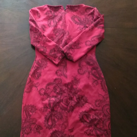 Dress - Picture 4 of 4